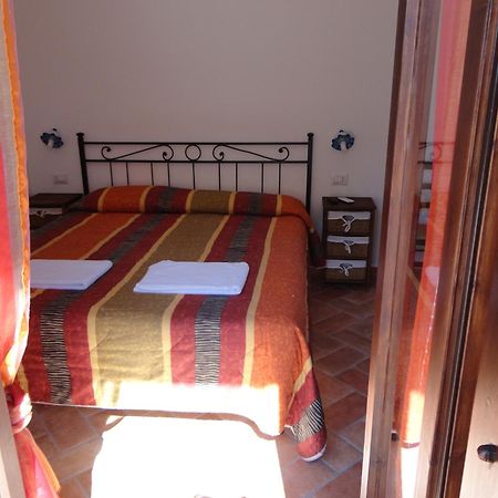 Bed And Breakfast Ichnos Cala Gonone Kültér fotó