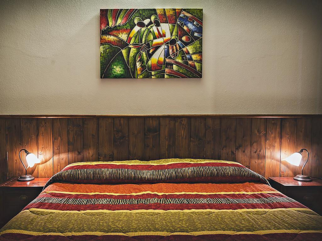 Bed And Breakfast Ichnos Cala Gonone Szoba fotó
