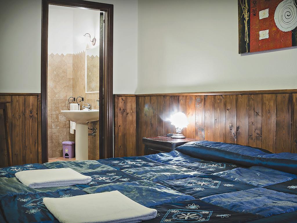 Bed And Breakfast Ichnos Cala Gonone Szoba fotó