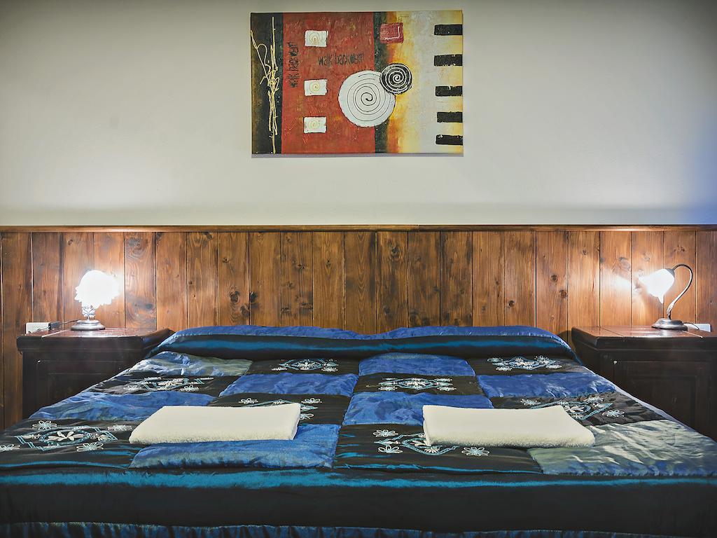 Bed And Breakfast Ichnos Cala Gonone Szoba fotó