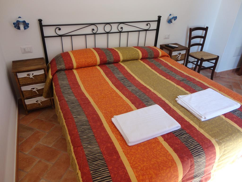 Bed And Breakfast Ichnos Cala Gonone Kültér fotó
